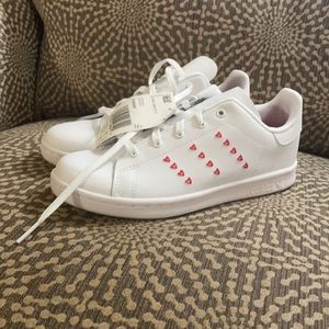 White with red heart Stan Smith Adidas
